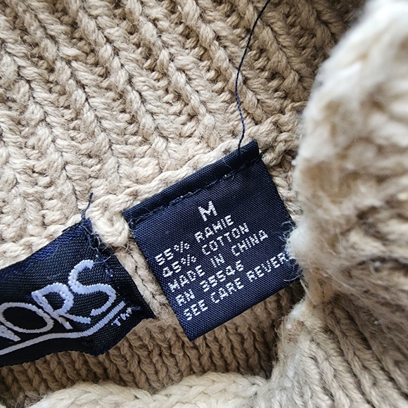 Vintage cottagecore knit ribbon and pearl beaded sweater - Picture 2 of 11